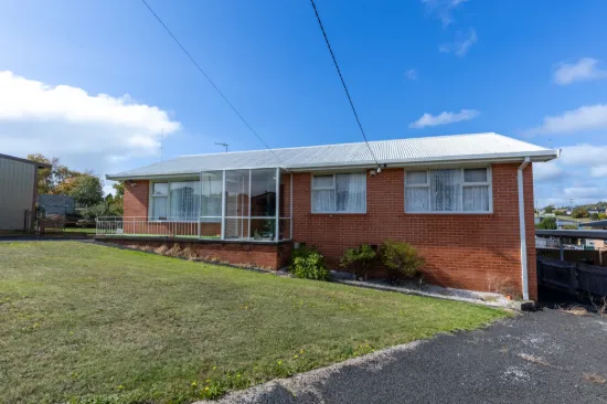 6 Guy Crescent, Somerset, Tas 7322
