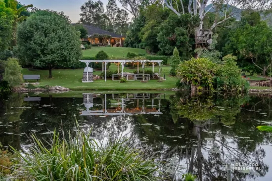 6 Haigh Crescent, Samford Valley, Qld 4520