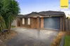 6 Hall Mark Place, Kurunjang, Vic 3337