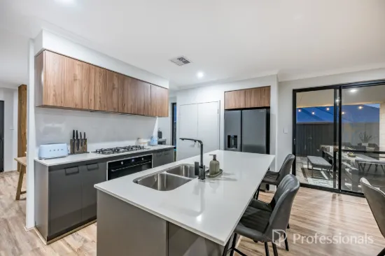 6 Hamelin Way, Alkimos, WA 6038-Image
