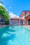 6 Hampton Close, Carindale, Qld 4152-Image