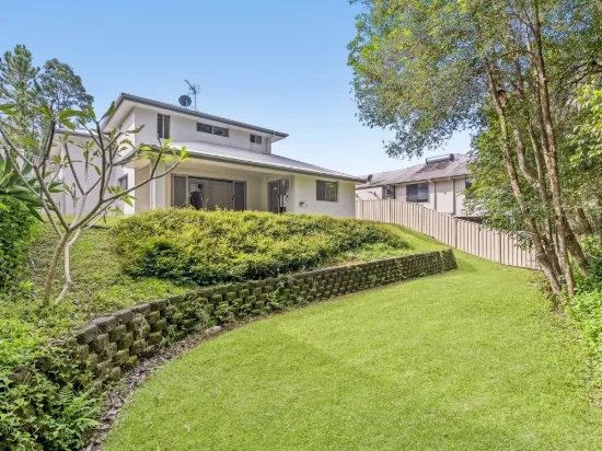 6 Harriet Lane, Oxenford, Qld 4210