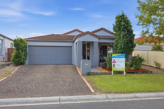 6 Harrow Place, Arundel, Qld 4214