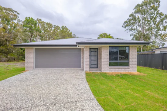 6 Hawk Court, Cooloola Cove, Qld 4580