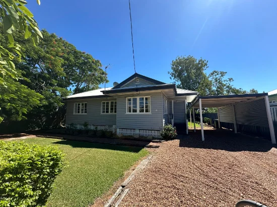 6 Heron Street, Longreach QLD 4730-Image