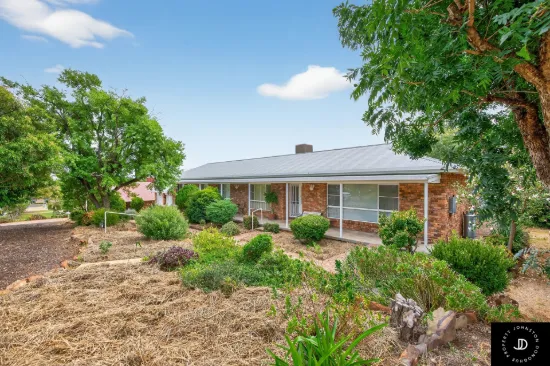 6 Hillcrest Road, Gunnedah, NSW 2380