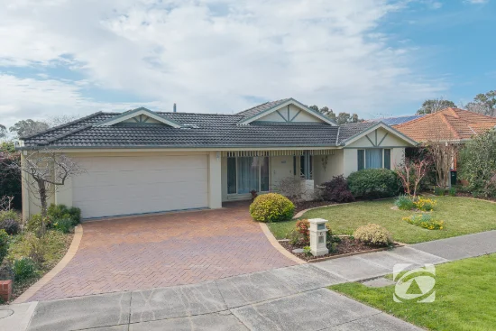 6 Jamieson Way, Berwick, Vic 3806 - For Sale