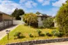 6 Kerr Ave, Oak Park, Vic 3046