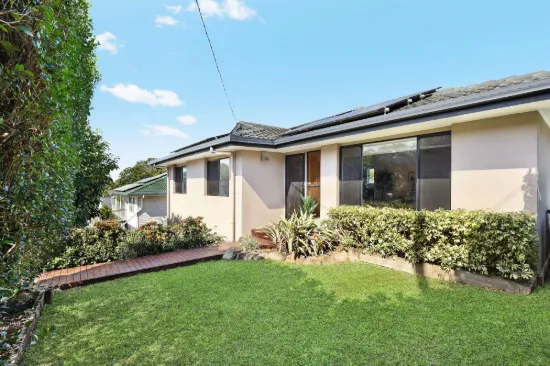 6 Kerrs Lane, Coes Creek, Qld 4560