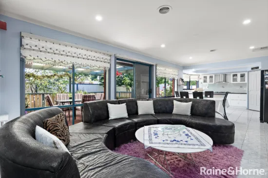 6 Lachlan Crescent, Roxburgh Park, Vic 3064-Image