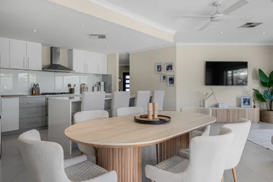 6 Leeway Loop, Alkimos, WA 6038