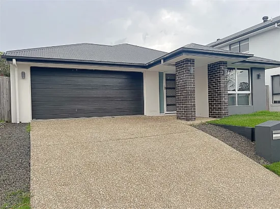 6 Lillypilly Drive, Ripley, Qld 4306