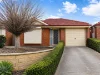 6 McGuire Ct, Hackham, SA 5163