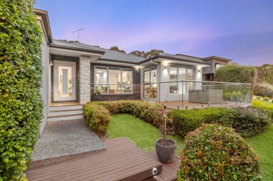 6 Meadow Court, Highton, Vic 3216