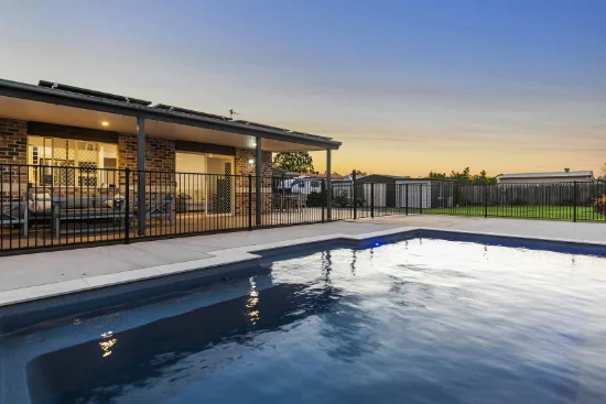 6 Merrilyn Court, Urangan, Qld 4655 - For Sale