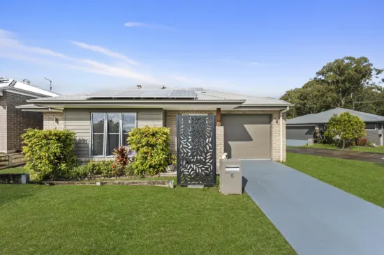 6 Millbrook Circuit, Beerwah, Qld 4519