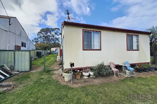 6 Mount Street, Aberdeen, NSW 2336