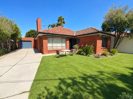 6 Myrtle Grove, Altona, Vic 3018