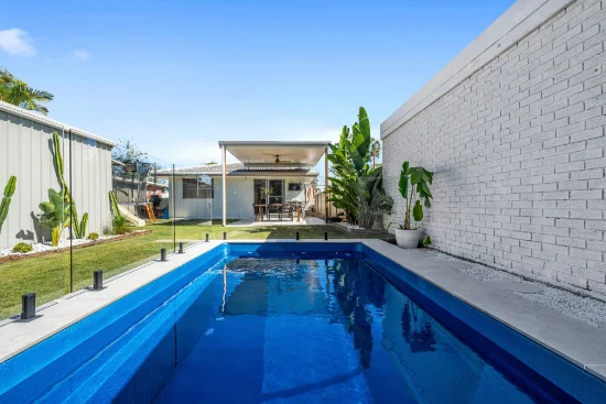6 Nalkari Street, Coombabah QLD 4216 - For Sale
