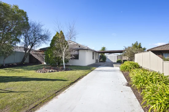 6 Naraglen Ct, Sebastopol, Vic 3356