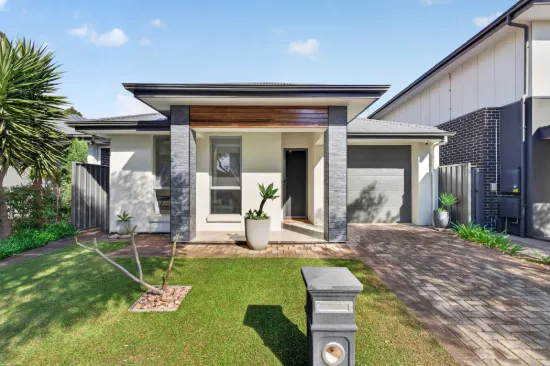 6 Oaks Drive, St Clair, SA 5011