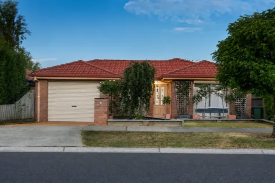 6 Otley Way, Cranbourne East, Vic 3977