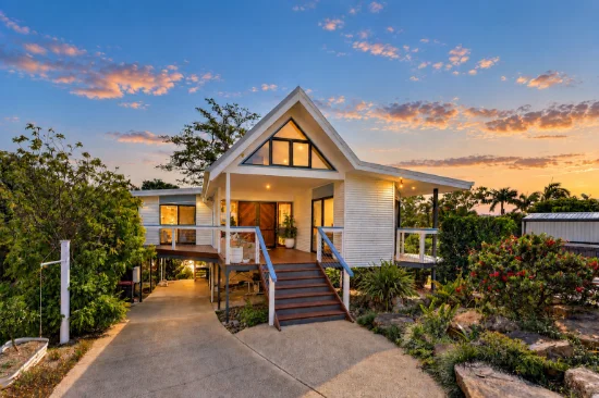 6 Panoramic Court, Cannonvale, Qld 4802