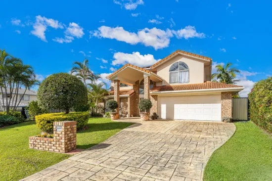 6 Parklane Place, Highland Park, Qld 4211