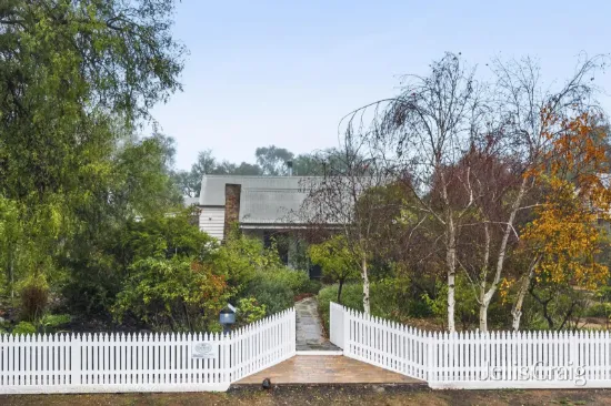6 Phoenix Street, Maldon, Vic 3463