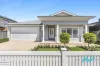 6 Port Deakin Street, St Leonards, Vic 3223