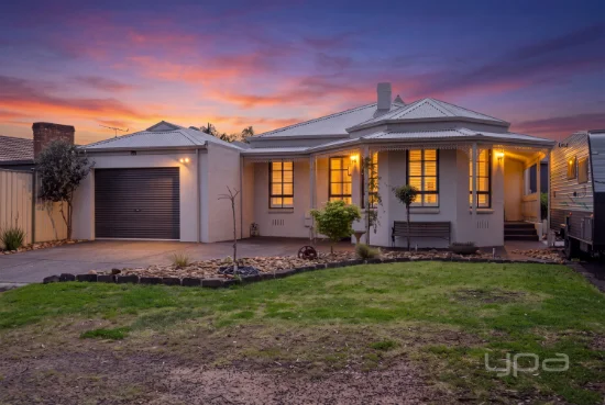 6 Raglan Court, Kurunjang, Vic 3337 - For Sale