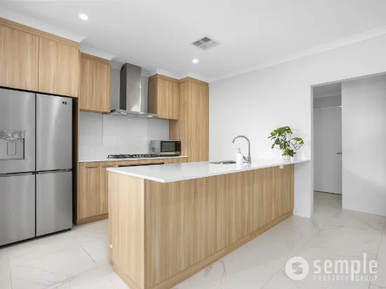 6 Raglan Entrance, Hilbert, WA 6112