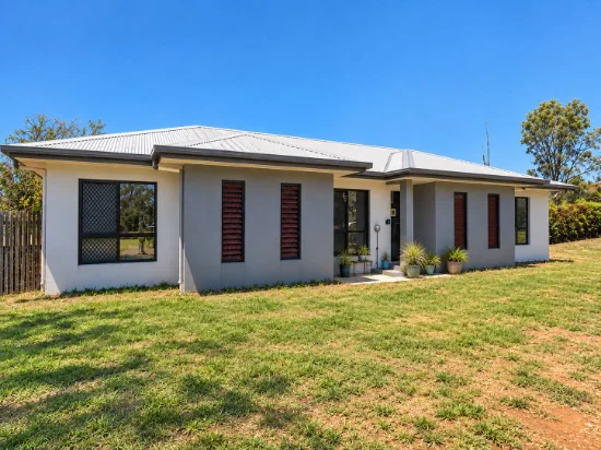 6 Read Road, Toll, Qld 4820