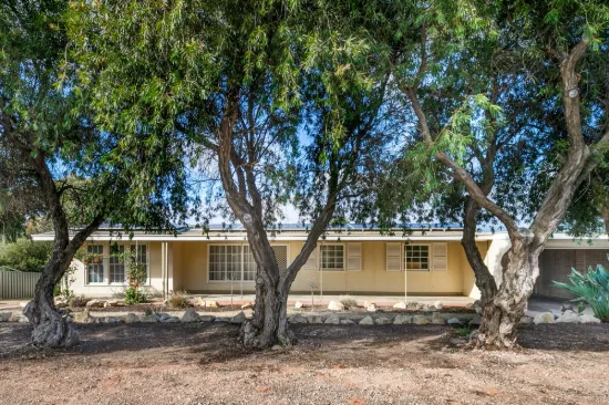 6 Riverview Drive, Paringa, SA 5340