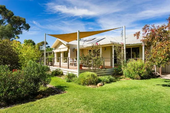 6 Ross Drive, Castlemaine, Vic 3450