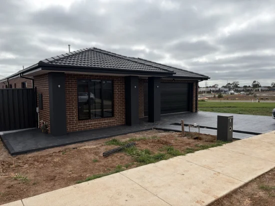 6 Sandalwood Drive, Kilmore, Vic 3764