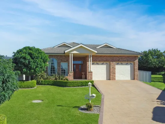 6 Scott Place, Young, NSW 2594