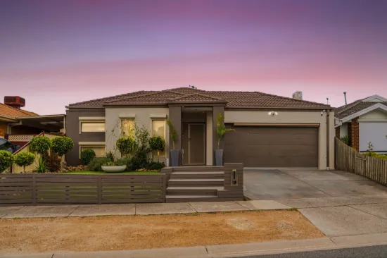 6 Shepherd Ave, Roxburgh Park, Vic 3064