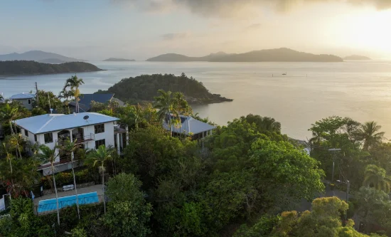 6 Shutehaven Close, Shute Harbour QLD 4802-Image