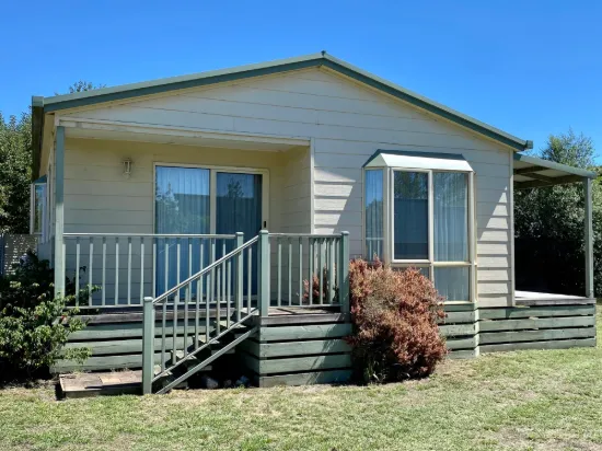 6 Sinclair Street, Beaufort, Vic 3373