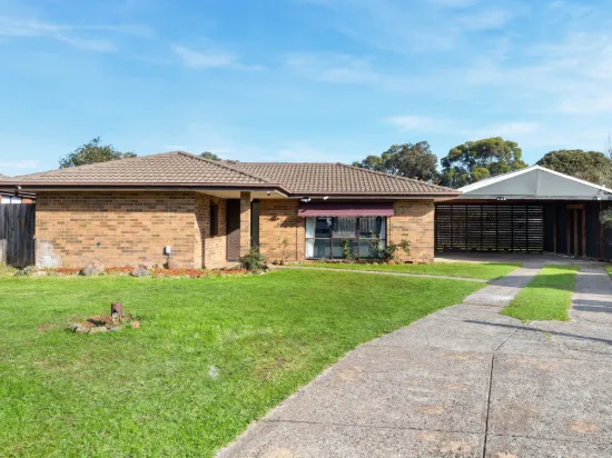 6 St John Place, Melton West, Vic 3337