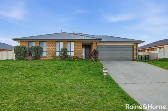 6 Sullivan Circuit, Orange, NSW 2800