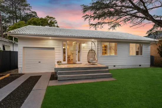 6 Sunshine Drive, Point Clare, NSW 2250