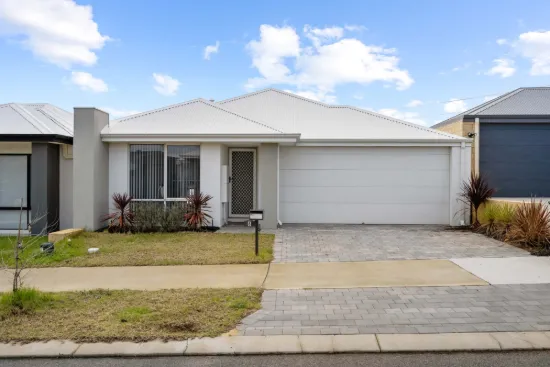 6 Tabley View, Lakelands, WA 6180
