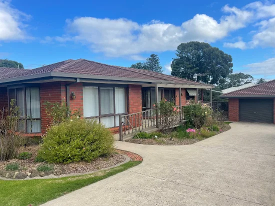 6 Talofa Avenue, Cowes, Vic 3922 - For Rent