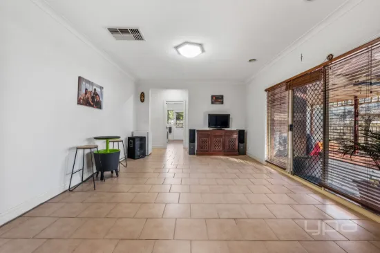 6 The Strand, Melton, Vic 3337-Image