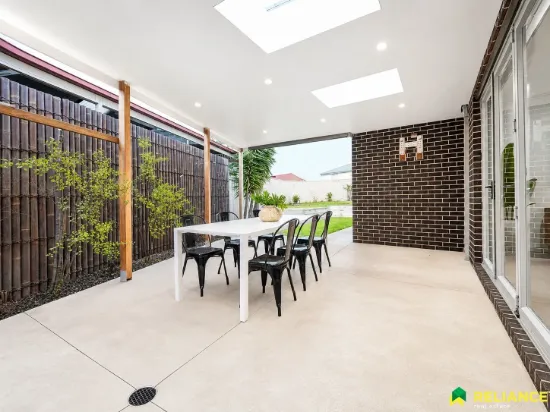 6 The Terrace, Melton, Vic 3337-Image