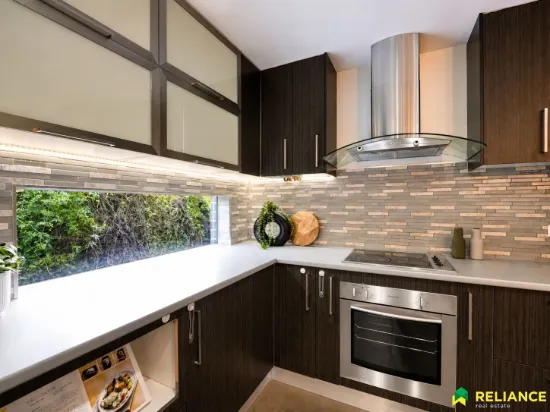 6 The Terrace, Melton, Vic 3337-Image