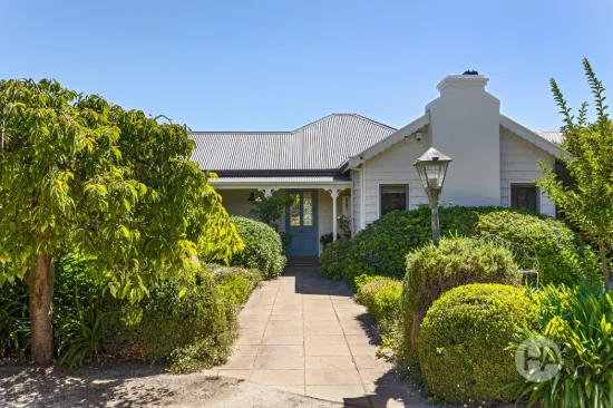 6 Thornton Road, Mount Eliza, Vic 3930