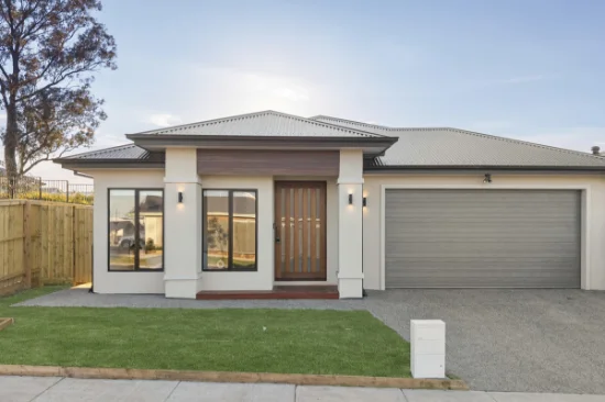 6 Tullamore Street, Gisborne, Vic 3437 - For Sale